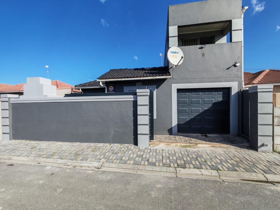 4 Bedroom Property for Sale in Delft Western Cape